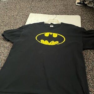 2011 dc comics Black and yellow Batman tee #Batman 3XL Gotham logo
